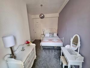 Rose Apartment 2-Bed Town Centre Apartment in Ayr