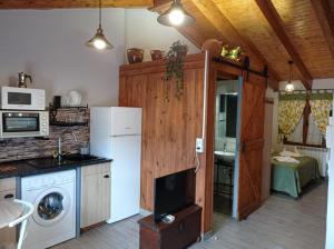 Apartment with Terrace room in CASA RURAL EL VENTANICO