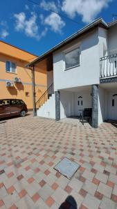 Budget Double Room room in Apartment Kapetanovic