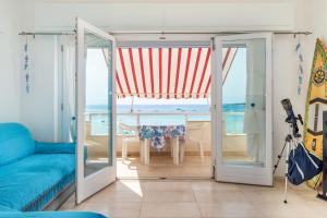 Appartamento fronte mare - Waterfront apartment img1