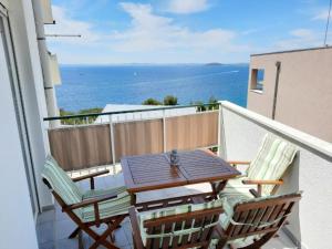 Apartment in Murter with sea view, terrace, air conditioning, Wifi 5026-2