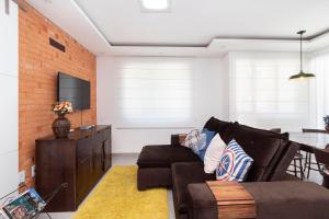 Aluguel Apartamento 2 quartos c1 suíte | BombasSC