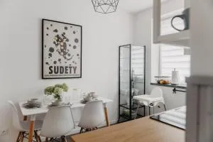 Jeleni Zakątek - apartament w stolicy Karkonoszy - Radomierz