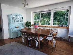 Forest Lodge - Bahnhof Eisenstein