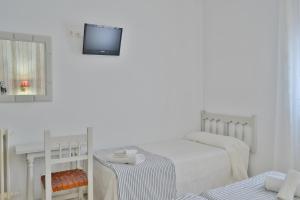 Triple Room room in Hotel Marisa