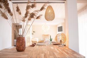 B&B / Chambres d'hotes La Bastide des Bourguets Adults Only, Mont Ventoux : photos des chambres