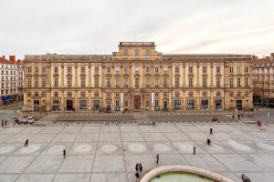 Appartements Host inn Lyon - Appartement de Luxe aux Terreaux & Jacuzzi : photos des chambres