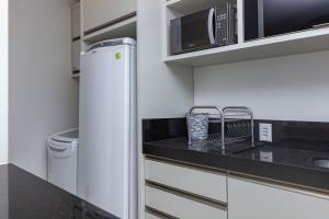 Riomaggiore 302 - Lindo apartamento 200m da Praia de Bombas - Excelente Custo Benefício.