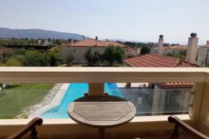 Villa IRENE Evia, 4 bdr, Pool, 500m to Beach