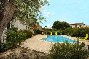 雷斯卡利瓦德住宿加早餐旅馆 - Oms