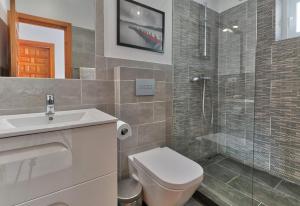 Nice and spacius villa near Fuengi