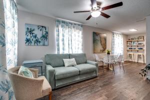 Cortez Gardens Cottage 11, Renovated, Close to Beach, 3-Bed, 2 Bath 10 people