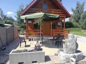 Noclegi nad stawami wypożyczalnia kajaków i rowerów - 3hvězdičkové hotely ve městě Milicz