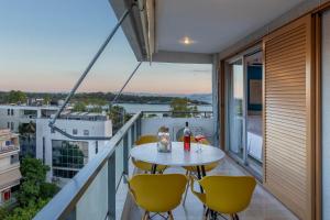 Four Seasons Sea View Apartment