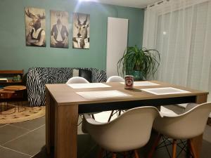Appartements Les Perdrix : photos des chambres