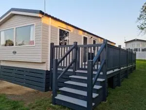 Moonlight View - Linden