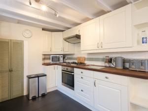 5 Bodmin Hill