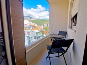 Apartments LORA Zmajeva, 7