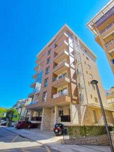 Apartments LORA Zmajeva, 7