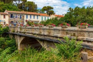 Hotels Logis Noemys pont de l'Etoile - ex Mas de L'Etoile : photos des chambres