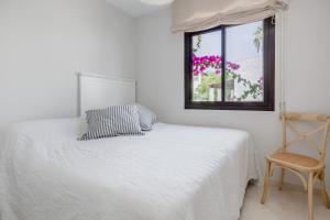 Charming Beachside Townhouse in San Pedro A Lovely Retreat Steps from the Shore