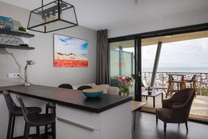 Appartements Le Reve, les pieds dans l'eau, face a l'Ile de Re : photos des chambres