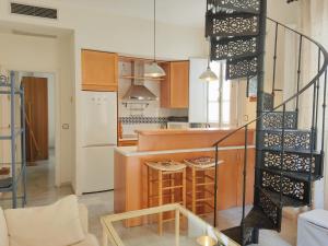 HomeySeville-Duplex con Terraza Santa Cruz 5 pax, Parking Optional