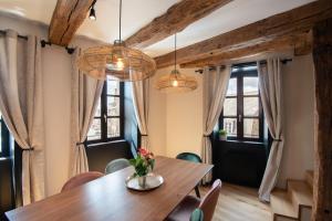 Appartements Cosy family nest in the medieval town : photos des chambres