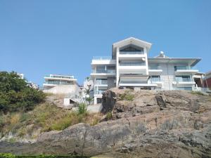 Sea Dream Villa Apartment above the sea