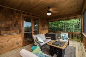 NEW FOREST COTTAGE W/GRILL & DECK:HIKE, FISH, GOLF - Franklin