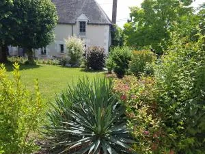 Les 7 Tilleuls - Chambres d'hôtes - Monteaux