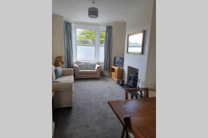 Seahorse House, Beautiful Large house next to the Beach & Park & near Zoo, Hythe