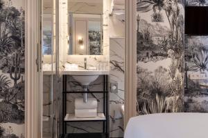 Hotels Hotel La Canopee : photos des chambres