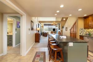 2105 The Pines condo