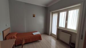 Single Room with Private Bathroom