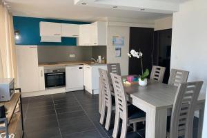 Appartement en entrée de ville avec balneo