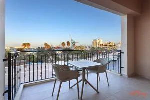Gem Beachfront Apt with Amazing Bay and Sea Views - Żurrieq
