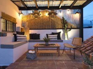 Old City Center Penthouse by Málaga Planners