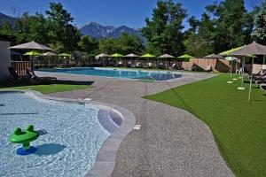 Campings Camping le Petit Liou Sites & Paysages : photos des chambres