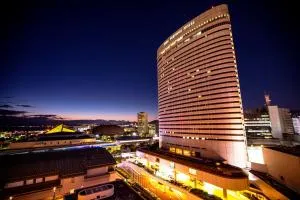 神戸ポートピアホテル  (Kobe Portopia Hotel)