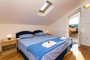 Apartments Miramare & Campara