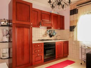 Apartment Dilly-1 by Interhome