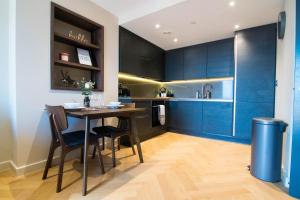 Entire 1 Bed - Number 39 - The Cosy Collection Ltd