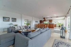 49-Exclusive Villa With Private Pool & Breathtaking Views in Mijas!