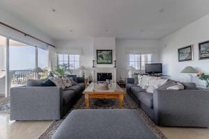 49-Exclusive Villa With Private Pool & Breathtaking Views in Mijas!