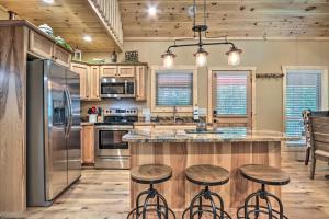 Sevierville Cabin Deck with Foosball and Hot Tub!