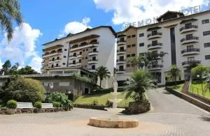 Flat encantador localizado no melhor de Serra Negra - SP - 莫吉米林