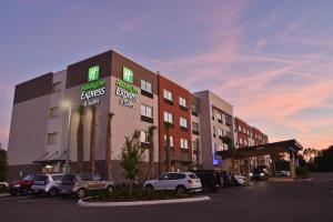 Holiday Inn Express & Suites - Orlando - Southeast by IHG