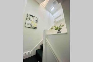 Avril Apartments by CityNest1