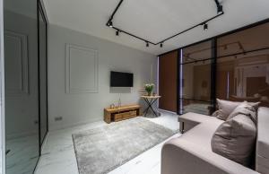 Nikira apartment 92 Smart Plaza Obolon metro Minsk